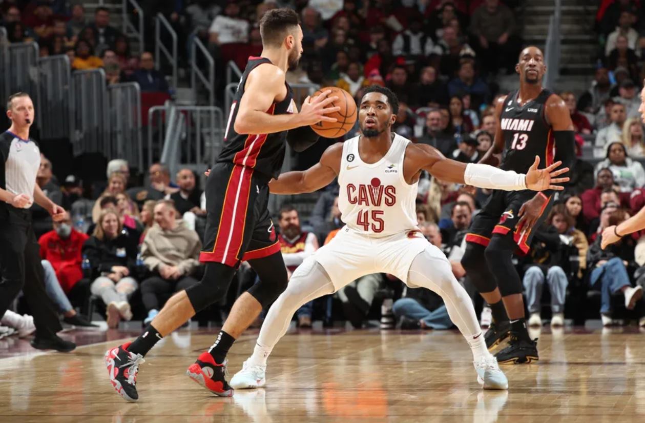 他的传球完 他的传球完